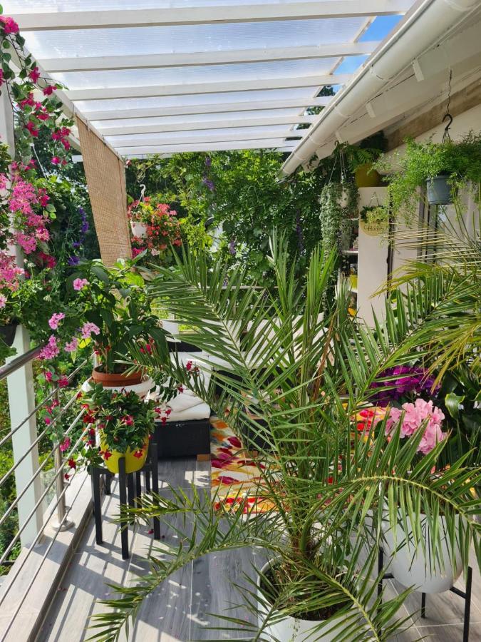 Cozy Room With A Beautiful Garden View Baunatal Exterior foto