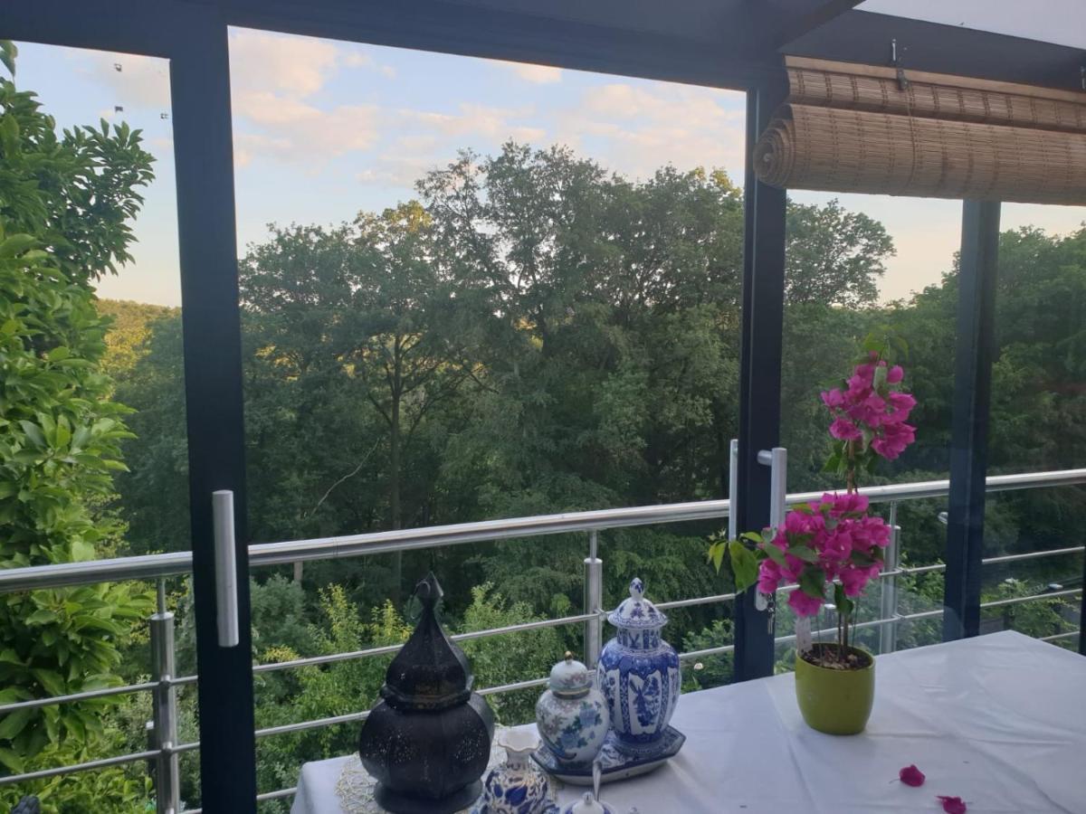 Cozy Room With A Beautiful Garden View Baunatal Exterior foto